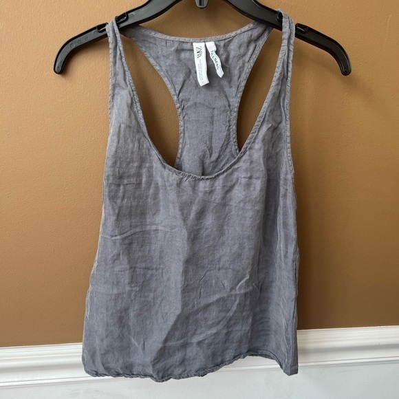 Zara Women’s Grey Razorback Lightweight Tank Top Size XS - Picture 4 of 8